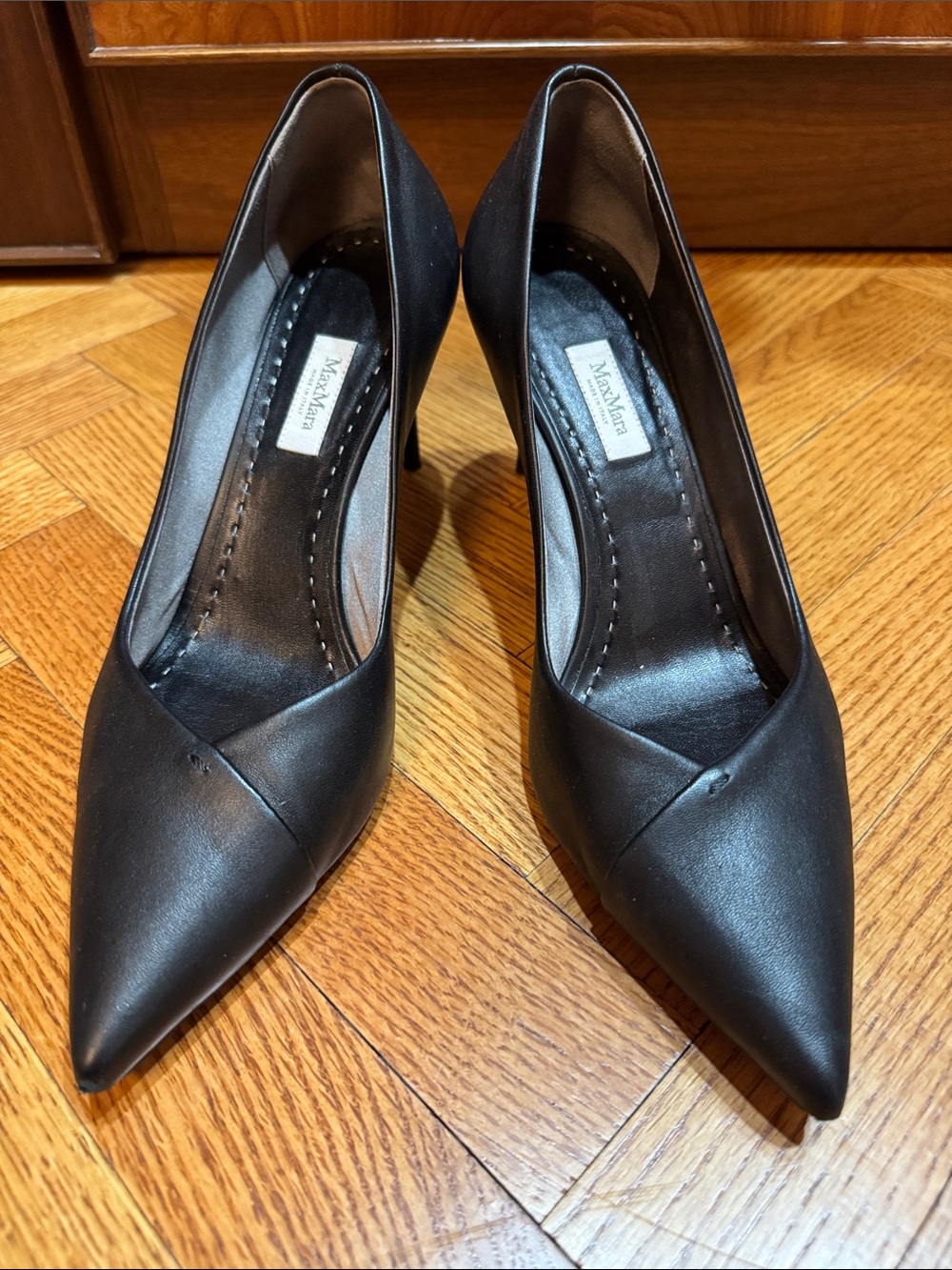 MaxMara Black Pointed-Toe Leather Stiletto Pumps